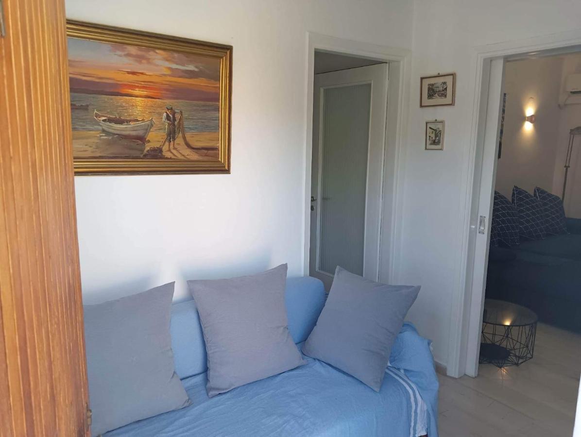 Apartment With Sea View Oropos Exteriör bild